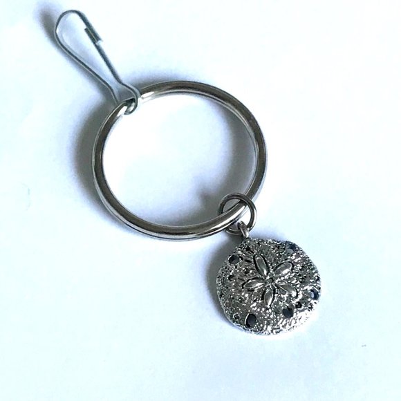Sand Dollar Keychain Keyring Zipper Pull Purse Charm Silver Tone Sea Life Shell - Picture 4 of 8